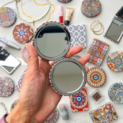 Mirror Compact
